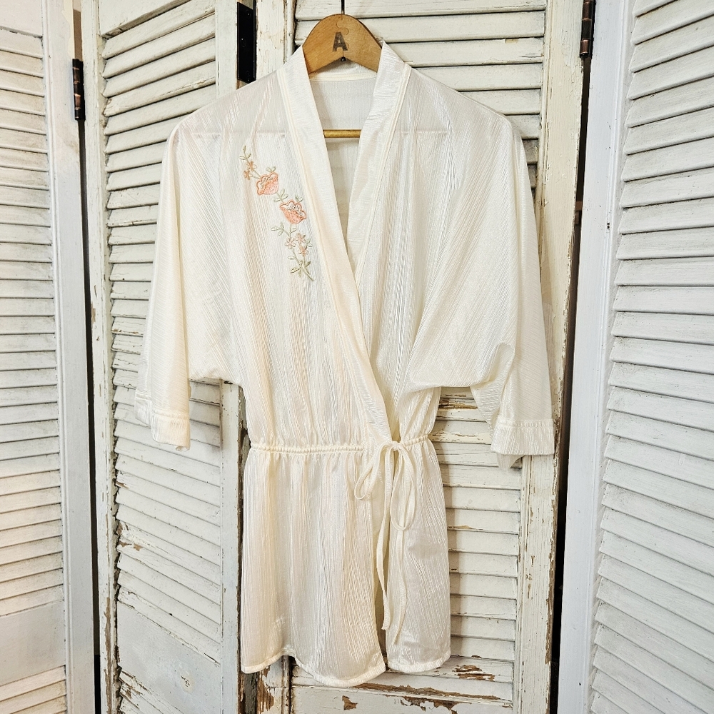 Vintage Wrap/Kimono Boudoir Top With Floral Embroidery S/M